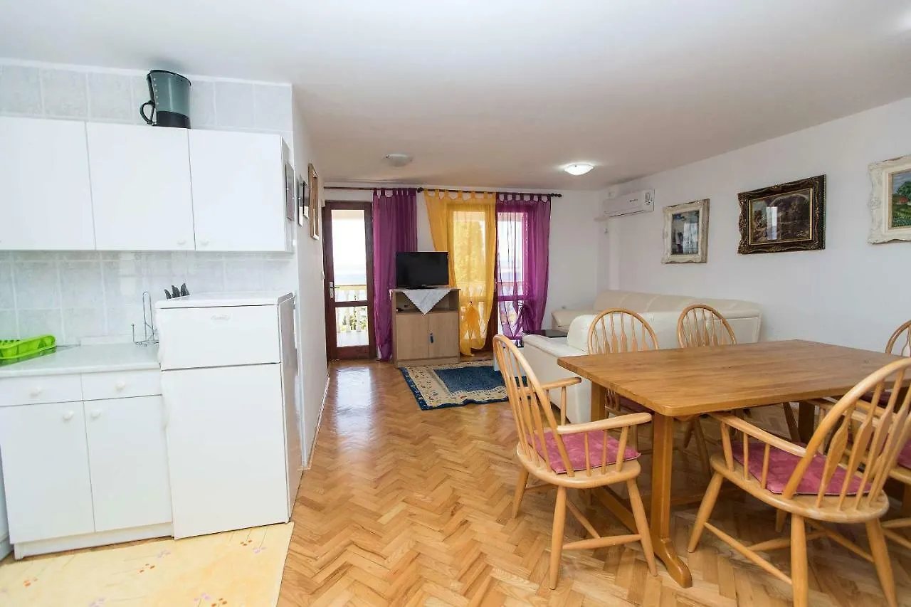 Apartman Ivan Dramalj 0*,